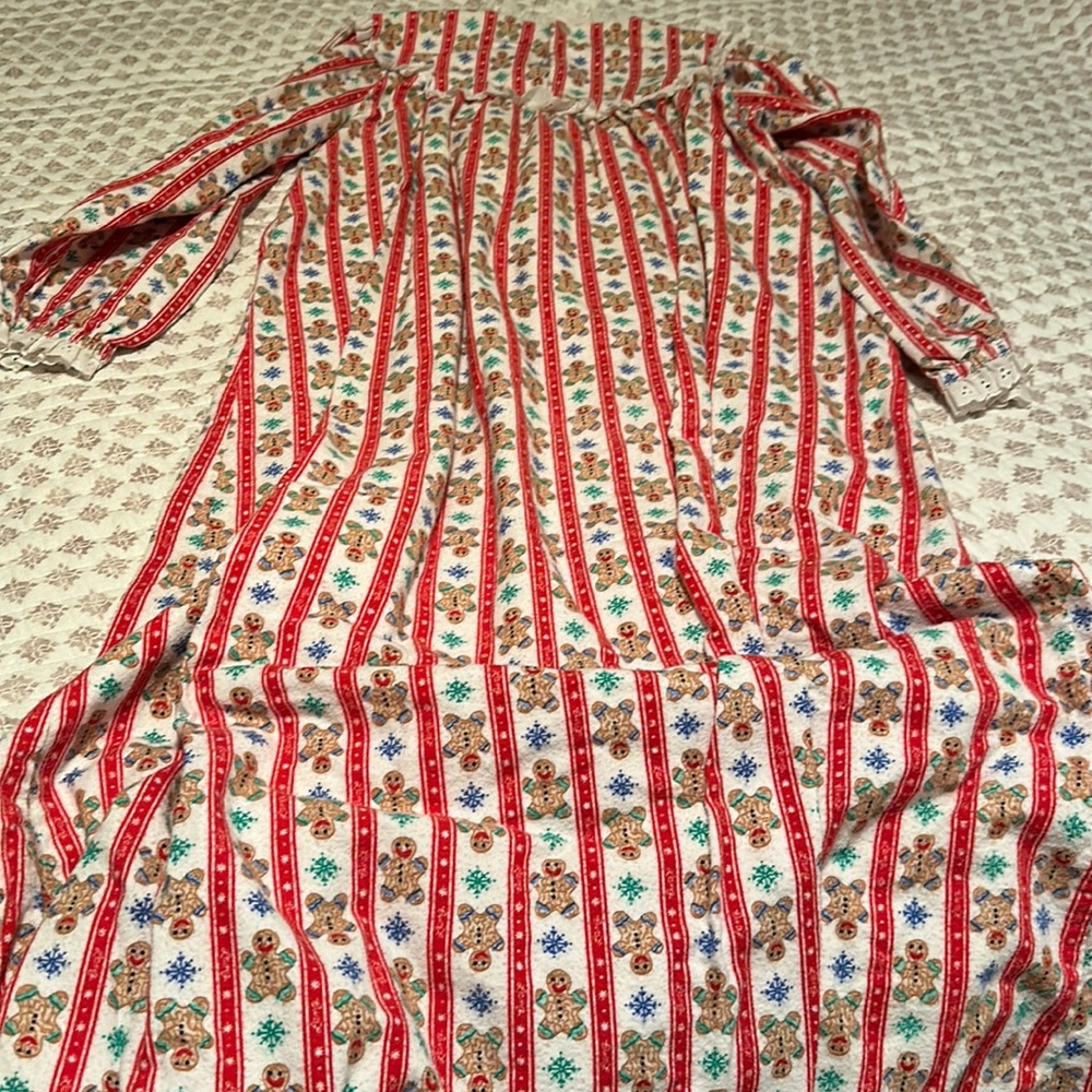 Cute vi rage Christmas gingerbread Lanz of Salzburg flannel nightgown